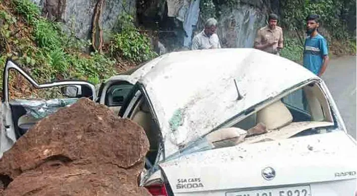 குன்னூர் மலைப்பாதையில் சென்ற கார் மீது பாறை விழுந்து விபத்து - ஒருவர் பலி
