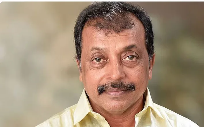 கேரளாவில் நோயால் பாதிக்கப்பட்ட கணவரை கழுத்து நெரித்து கொலை செய்த மனைவி கைது
