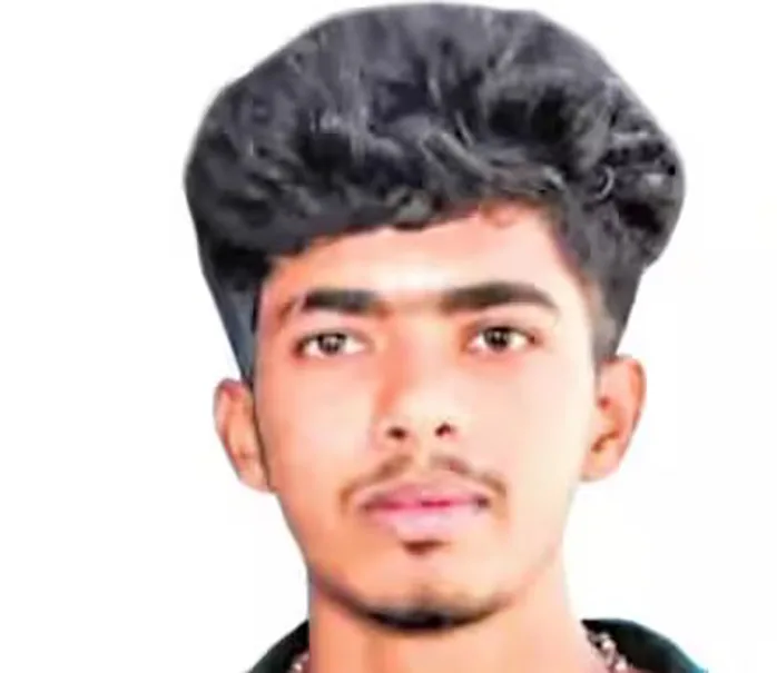 கன்டெய்னர் லாரி மீது இருசக்கர வாகனம் மோதி விபத்து - ஒருவர் பலி