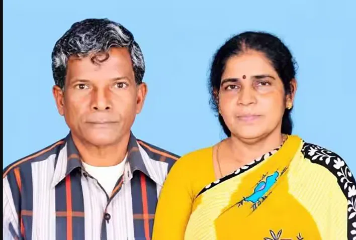 இறப்பிலும் இணை பிரியாத தம்பதி