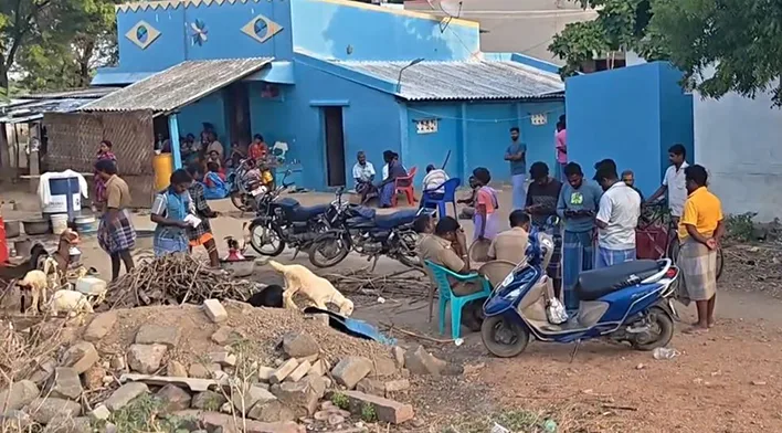 4 வயது சிறுவன் கழுத்தறுத்து கொலை